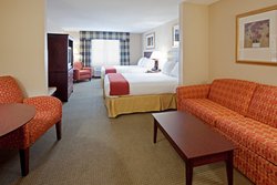  - Holiday Inn Express & Suites Freeport