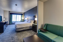  - Holiday Inn Express & Suites Gatesville