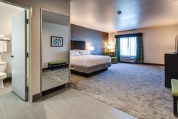  - Holiday Inn Express & Suites Gatesville
