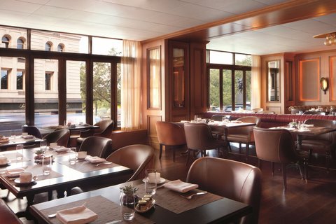 THE RITZ-CARLTON CENTRAL PARK - Photo 36