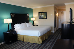  - Holiday Inn Express Van Nuys - I-405, Exit 68
