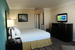  - Holiday Inn Express Van Nuys - I-405, Exit 68
