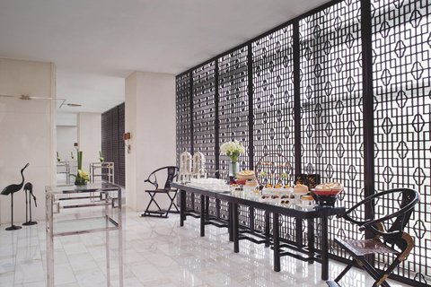 THE RITZ-CARLTON FINANCIAL ST - Photo 7