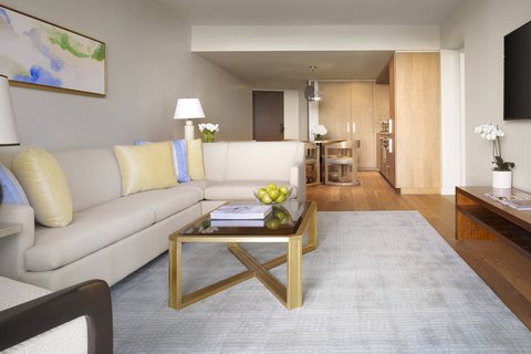 THE RITZ-CARLTON RESIDENCES, WAIKIKI BEACH - Photo 58