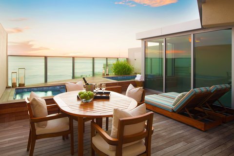 THE RITZ-CARLTON RESIDENCES, WAIKIKI BEACH - Photo 46