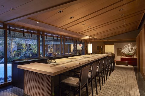 THE RITZ-CARLTON OSAKA - Photo 2