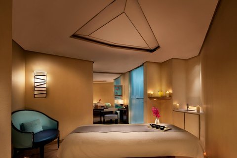 THE RITZ-CARLTON PUDONG - Photo 38
