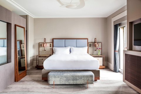 RITZ-CARLTON HOTEL DE LA PAIX - Photo 13