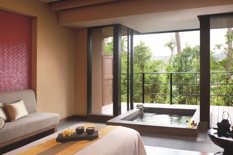 THE RITZ-CARLTON OKINAWA - Photo 5