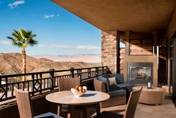  - Ritz-Carlton Hotel Rancho Mirage