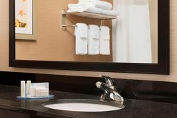  - Fairfield Inn & Suites by Marriott Manchester - I-84, Exit 62