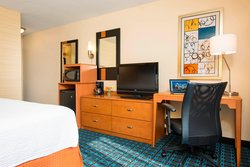  - Fairfield Inn & Suites by Marriott Bloomington