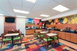 - Fairfield Inn & Suites by Marriott Bloomington