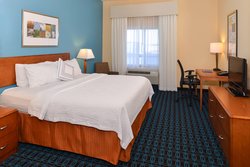  - Fairfield Inn & Suites by Marriott Bloomington - I-55 & I-74, Exit 160