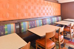  - Fairfield Inn & Suites by Marriott Bloomington - I-55 & I-74, Exit 160