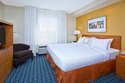  - Fairfield Inn & Suites by Marriott Southeast East Ridge - I-75, Exit 1
