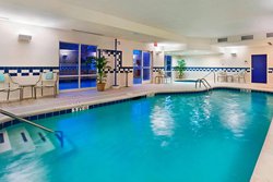  - Fairfield Inn & Suites by Marriott Southeast East Ridge - I-75, Exit 1