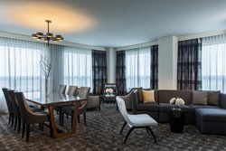 - Renaissance Suites Chicago O'Hare Airport - I-90, Exit 79A
