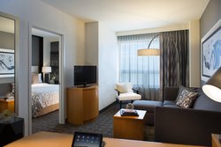  - Renaissance Suites Chicago O'Hare Airport - I-90, Exit 79A