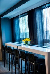  - Renaissance Suites Chicago O'Hare Airport - I-90, Exit 79A