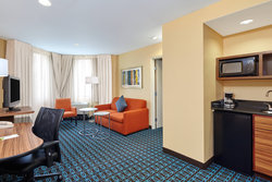 - Fairfield Inn & Suites by Marriott Lombard - I-355, Exit 27