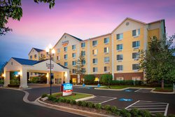  - Fairfield Inn & Suites by Marriott Midway Bedford Park