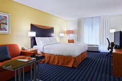  - Fairfield Inn & Suites by Marriott Arrowood Charlotte - I-77, Exit 3