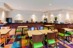  - Fairfield Inn & Suites by Marriott Park Central Dallas