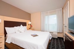  - TownePlace Suites by Marriott Johnston - I-35 & I-80, Exit 129