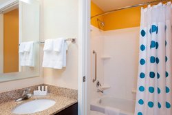  - TownePlace Suites by Marriott Johnston - I-35 & I-80, Exit 129