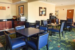  - Fairfield Inn by Marriott Topeka - I-470, Exit 1B