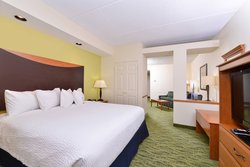  - Fairfield Inn & Suites by Marriott Hickory - I-40, Exit 125