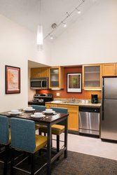  - Residence Inn by Marriott La Jolla - I-5, Exits 28 & 28B