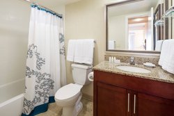  - Residence Inn by Marriott La Jolla - I-5, Exits 28 & 28B