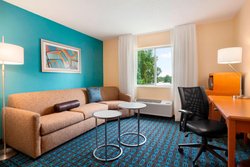  - Fairfield Inn & Suites by Marriott West Lansing - I-69 & I-96, Exit 93