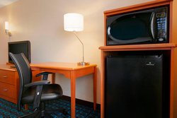  - Fairfield Inn & Suites by Marriott Longview