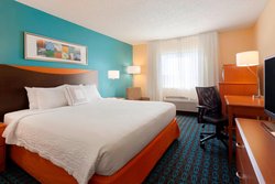  - Fairfield Inn & Suites by Marriott Longview
