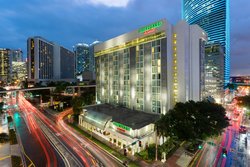  - Courtyard by Marriott Hotel Downtown Miami - I-95, Exit 2A & 2C