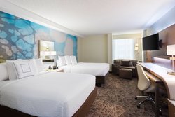  - Courtyard by Marriott Hotel Downtown Miami - I-95, Exit 2A & 2C