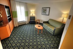  - Fairfield Inn & Suites by Marriott Mt Vernon - I-57 & I-64, Exit 95