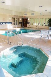  - Fairfield Inn & Suites by Marriott Mt Vernon - I-57 & I-64, Exit 95