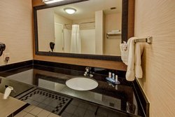  - Fairfield Inn & Suites by Marriott Weatherford - I-40, Exit 81 & 82