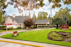  - Residence Inn by Marriott Lake Oswego - I-5, Exit 292