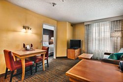  - Residence Inn by Marriott Bishop's Gate Mt Laurel - I-295, Exit 40
