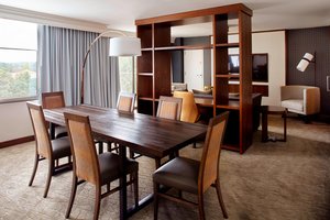 Suite - Marriott Crabtree Valley Hotel Raleigh