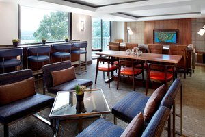 Bar - Marriott Crabtree Valley Hotel Raleigh