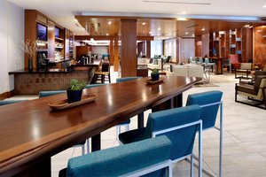 Restaurant - Marriott Crabtree Valley Hotel Raleigh