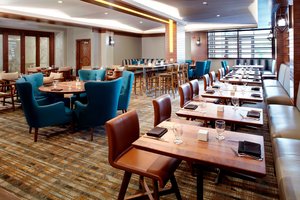 Restaurant - Marriott Crabtree Valley Hotel Raleigh