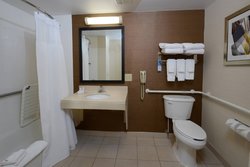  - Fairfield Inn & Suites by Marriott North Roanoke - I-81, Exit 146