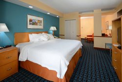  - Fairfield Inn & Suites by Marriott North Roanoke - I-81, Exit 146